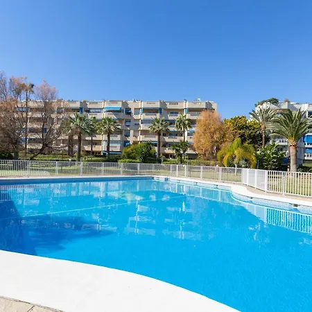 Apartment Costa *